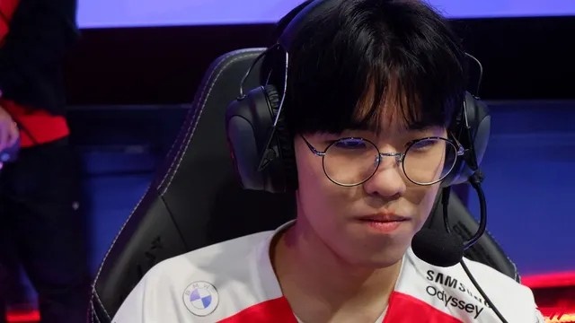 而是他在比 而是他在比