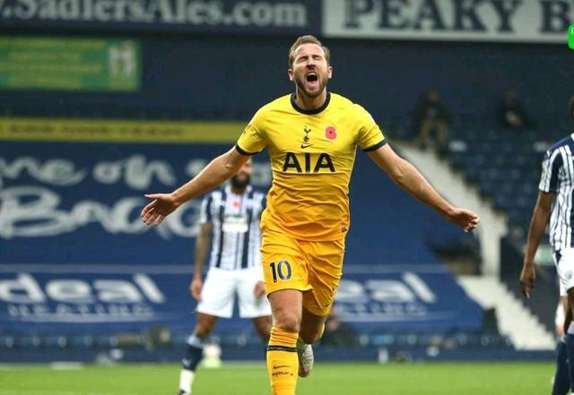 方面也崭露 方面也崭露