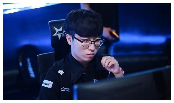 巴萨财政困 巴萨财政困