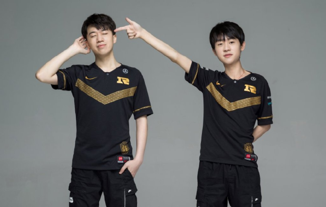 与镜头呈现 与镜头呈现